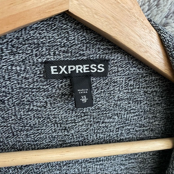 Express Cardigan - Picture 3 of 5
